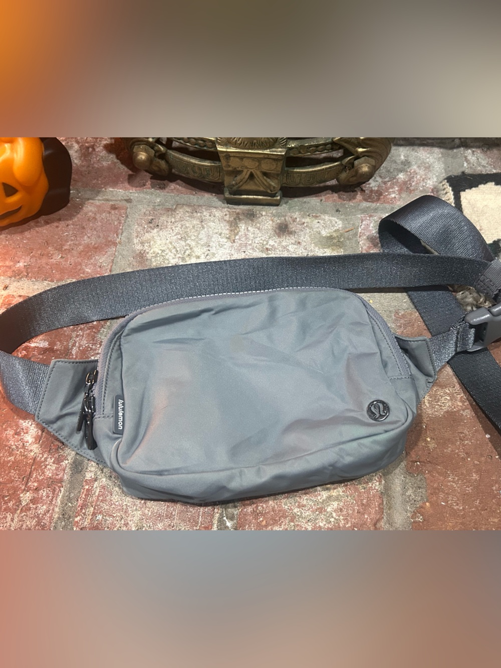 Lululemon gray belt bag Fanny pack